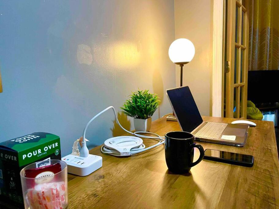 Cozy Studio Staycation - Brooklyn Close To Train Stations Nova York Exterior foto